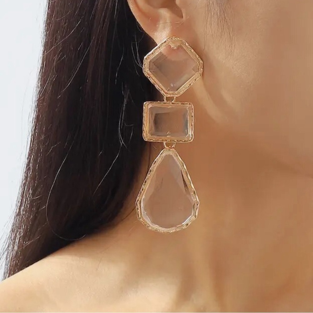 Luxury Clear Acrylic Geo Drop Earrings - Picture 3 of 13